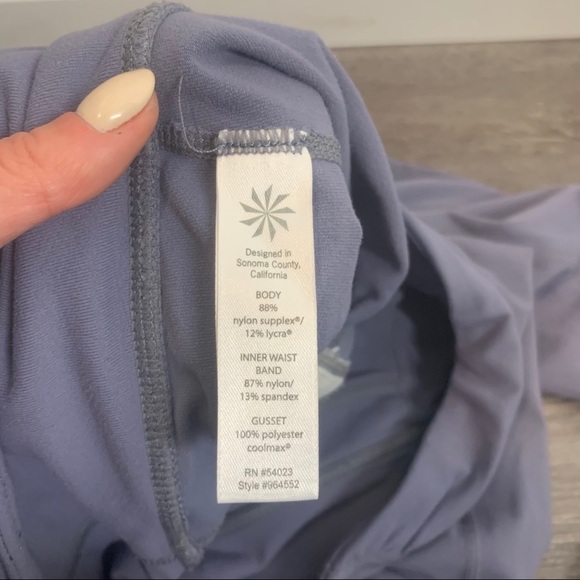 Athleta Balance Ruched Capri Leggings Purple Gray - Picture 10 of 10